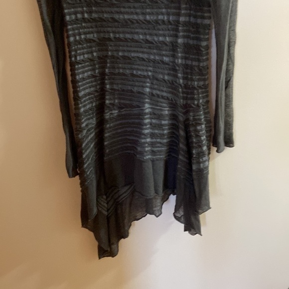 Cotton with some elastic dress. Linen sleeves with stretch. Very pretty - Picture 3 of 3